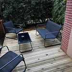 Loft Geek Avec Terrasse, Piscine & Parking - Proche Metro - Apartment