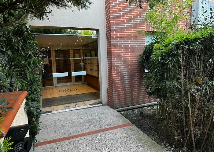 Apartmán Loft Geek Avec Terrasse, Piscine & Parking - Proche Metro - *