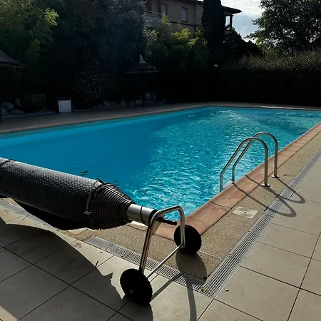 Loft Geek Avec Terrasse, Piscine & Parking - Proche Metro - شقة تولوز